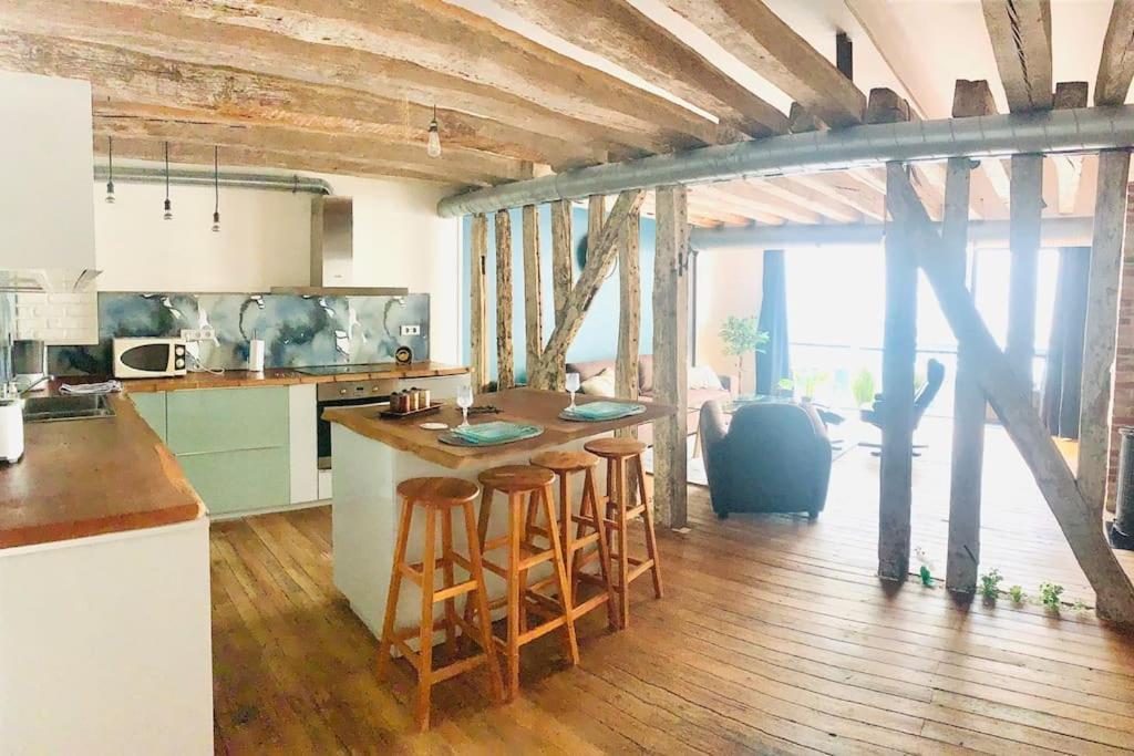 לה מאנש Grand Appartement Charme Ancien Et Confort מראה חיצוני תמונה