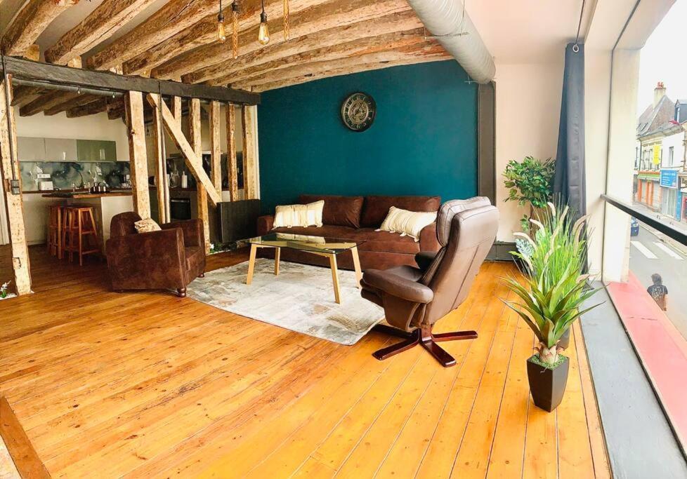 לה מאנש Grand Appartement Charme Ancien Et Confort מראה חיצוני תמונה