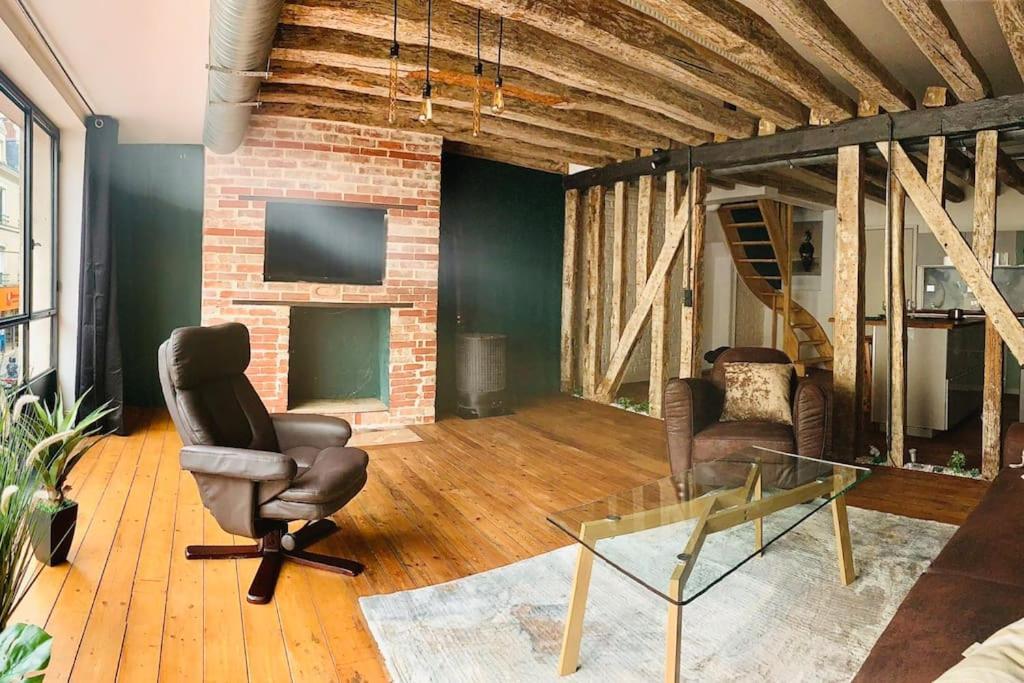 לה מאנש Grand Appartement Charme Ancien Et Confort מראה חיצוני תמונה
