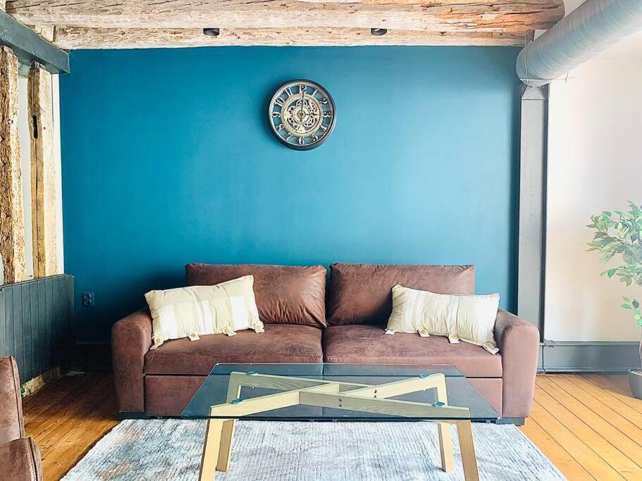 לה מאנש Grand Appartement Charme Ancien Et Confort מראה חיצוני תמונה