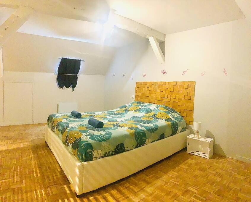 לה מאנש Grand Appartement Charme Ancien Et Confort מראה חיצוני תמונה